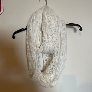 knit infinity scarf